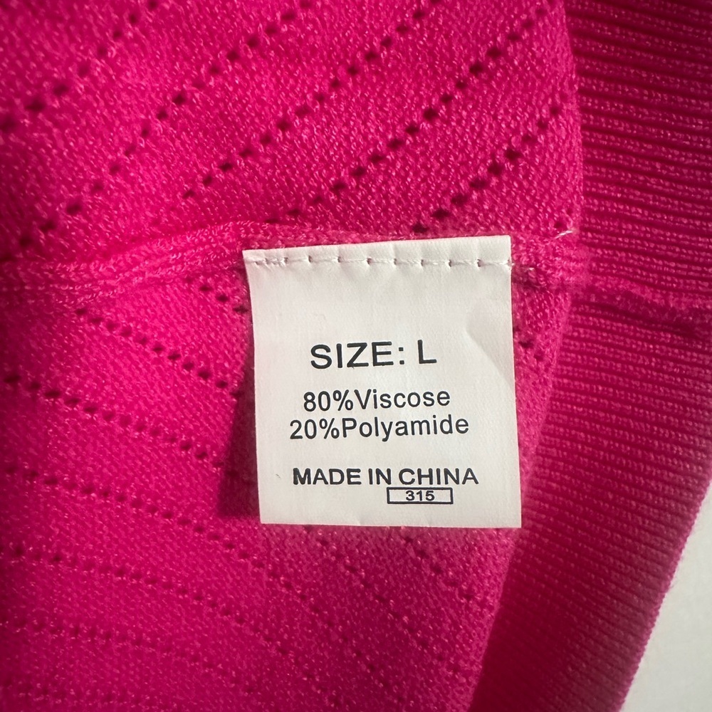 Chic Fuchsia V-Neck Women's Blouse - Picture 11 of 15